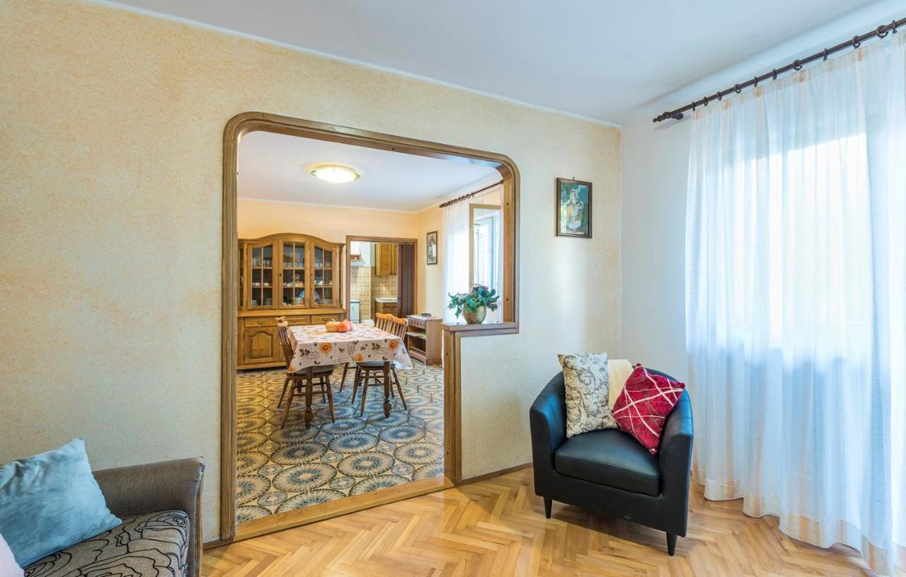 Ferienhaus Zora With Whirlpool Sveti Lovreč Pazenatički Eksteriør billede