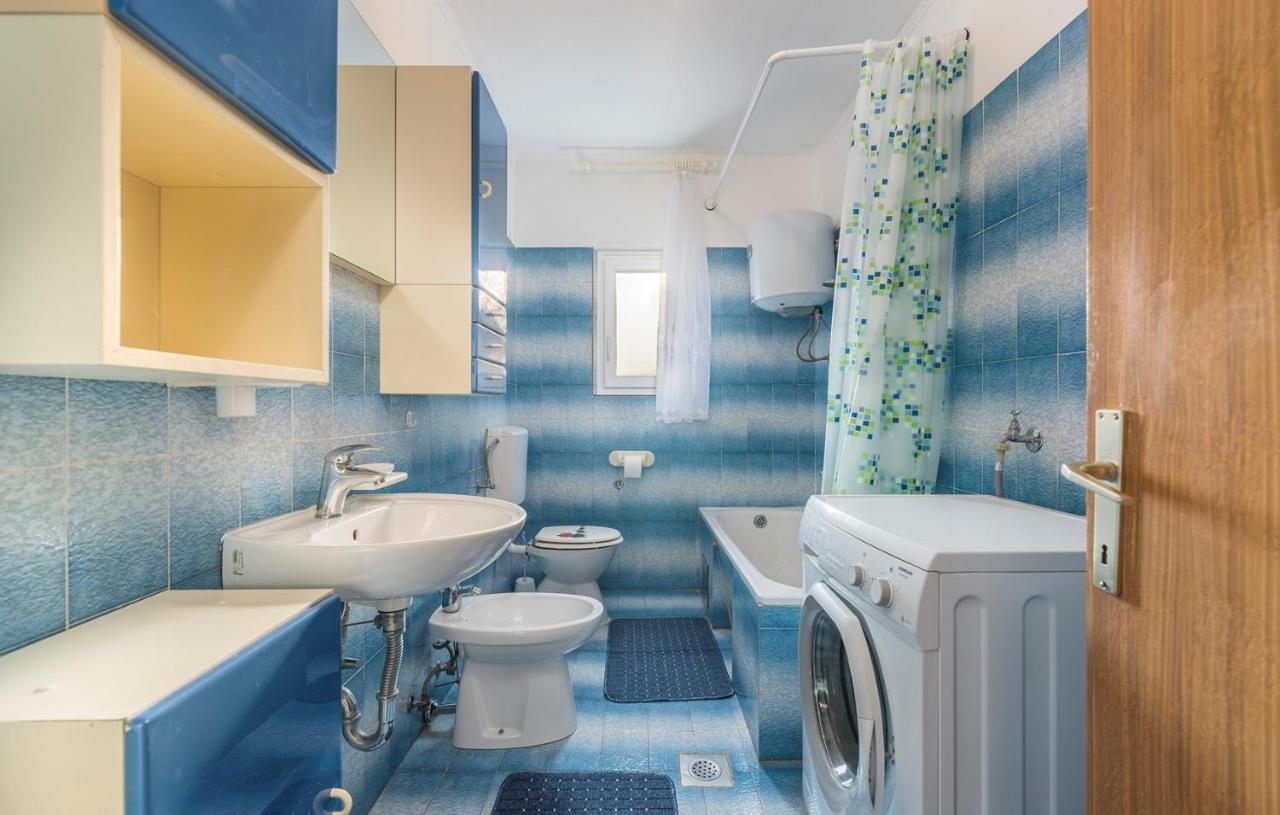 Ferienhaus Zora With Whirlpool Sveti Lovreč Pazenatički Eksteriør billede
