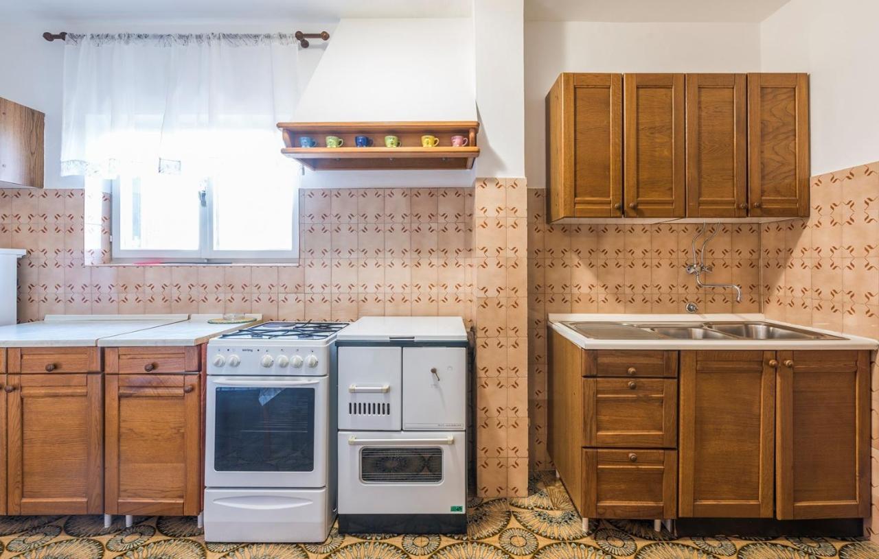 Ferienhaus Zora With Whirlpool Sveti Lovreč Pazenatički Eksteriør billede